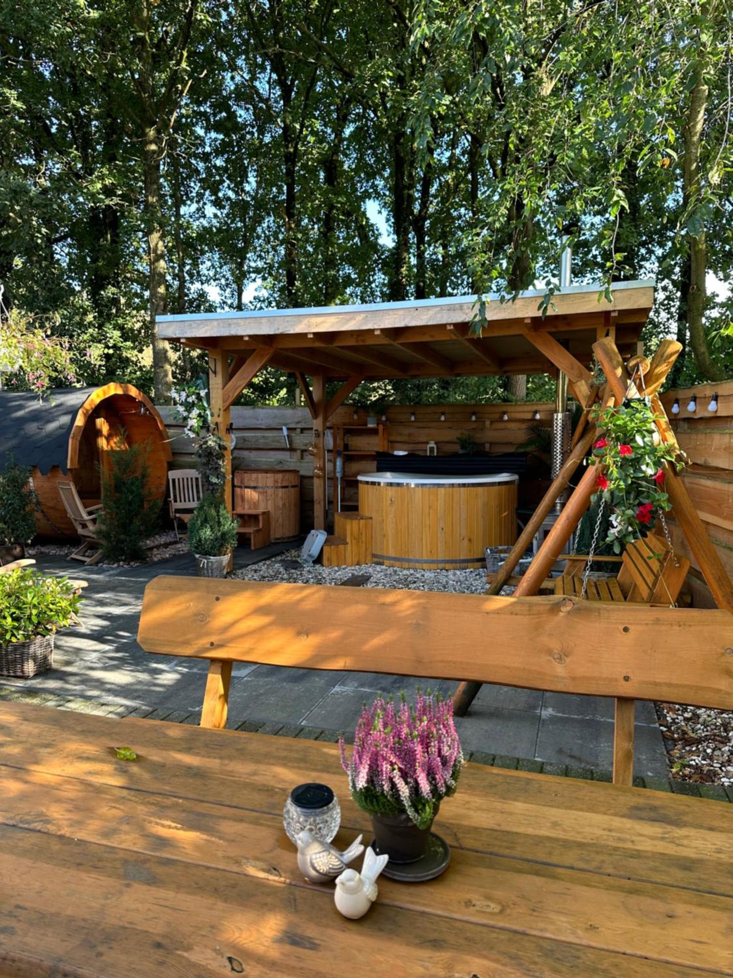 Chalet Harmony Prive Wellness Putten Buitenkant foto